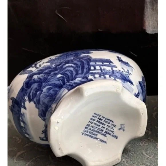 Blue Willow Planter Cachepot Asian Decor Handles Footed Vase - Picture 2 of 4